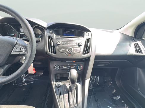 Used 2017 Ford Focus S FWD image 25