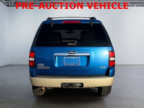 Used 2010 Ford Explorer Eddie Bauer image 4