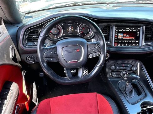 Used 2022 Dodge Challenger R/T Scat Pack RWD image 4