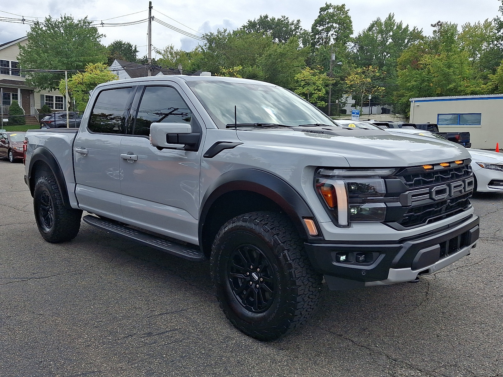 Used 2026 Ford F150 Raptor AWD/4WD image 3