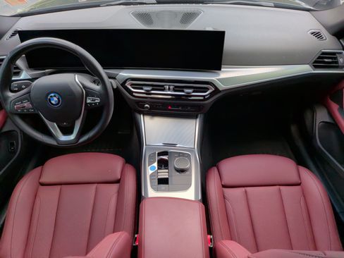 Certified 2023 BMW i4 eDrive35 w/ Premium Package image 33