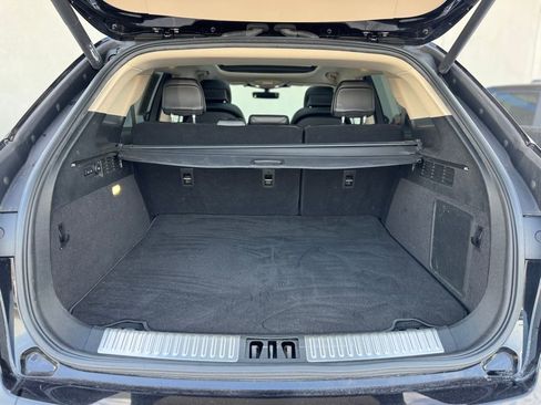 Used 2022 Lincoln Nautilus Reserve w/ Equipment Group 202A image 27