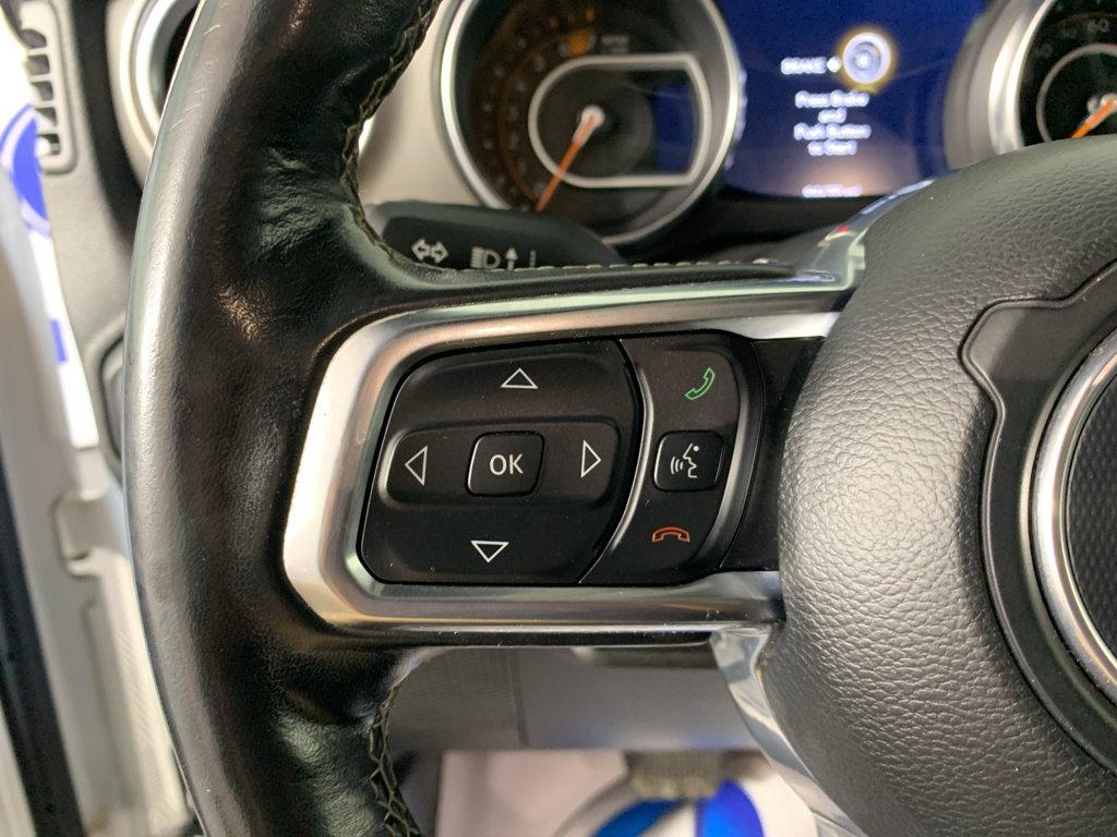 Used 2019 Jeep Wrangler Unlimited Sahara AWD/4WD image 18