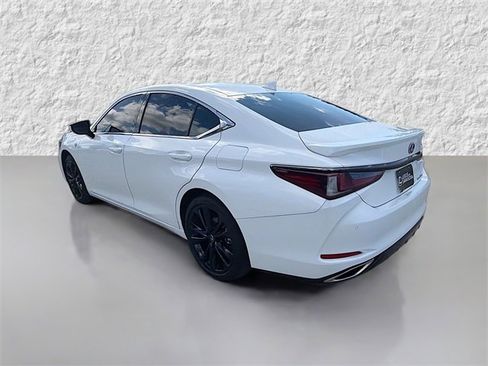 Used 2024 Lexus ES 350 F Sport image 5