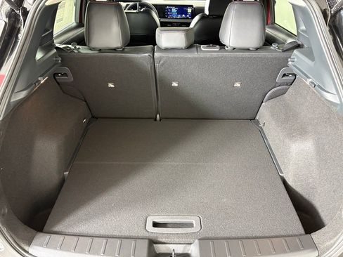 New 2026 Nissan Kicks SR FWD image 36