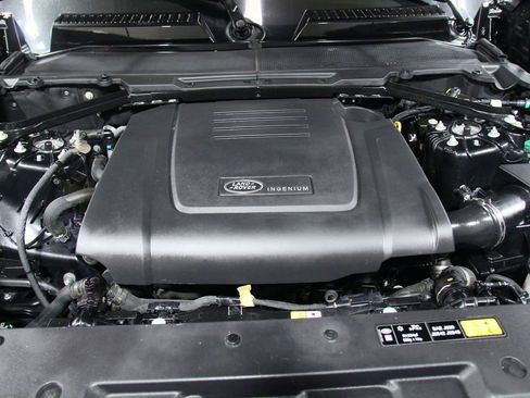 Used 2023 Land Rover Defender 110 S AWD/4WD image 30
