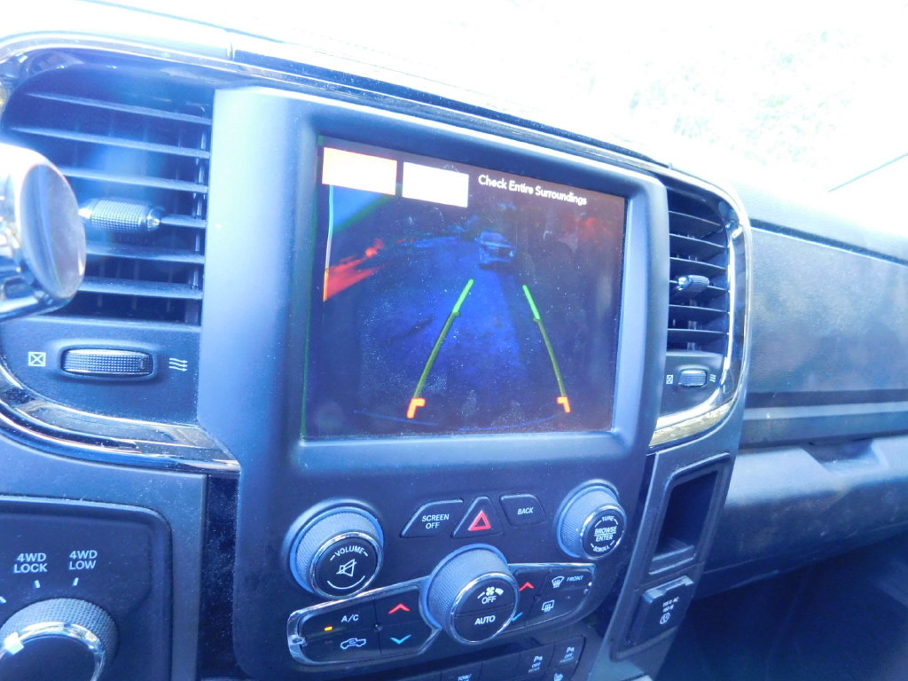 Used 2018 RAM 2500 Big Horn w/ Sport Appearance Group AWD/4WD image 11