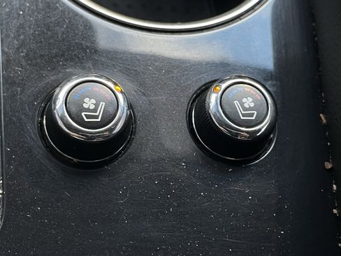 Used 2023 Nissan Maxima Platinum w/ Sport Mat Group image 28