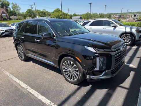 Used 2024 Hyundai Palisade Calligraphy AWD/4WD image 3