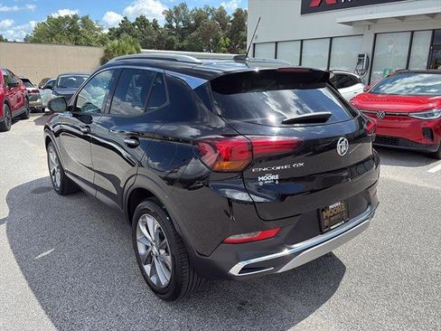 Used 2023 Buick Encore GX Essence w/ Experience Buick Package image 4