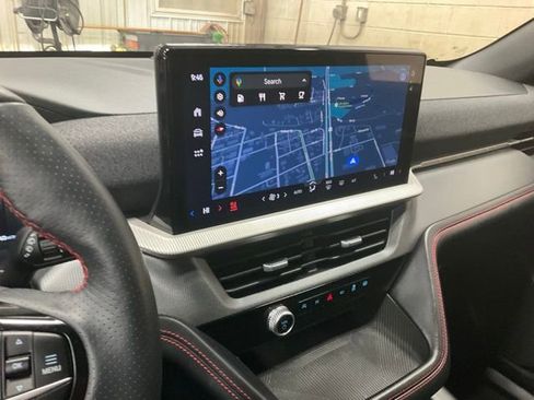 Used 2025 Ford Explorer ST-Line w/ ST-Line Street Pack image 11