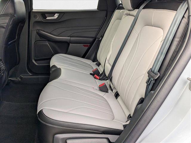 New 2025 Ford Escape SE w/ PHEV Premium Package FWD image 16