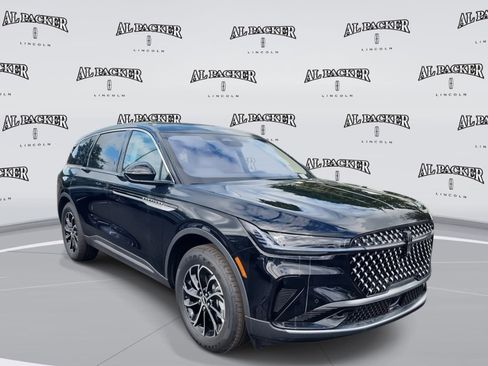 New 2026 Lincoln Nautilus Premier image 7