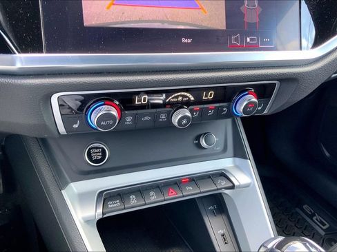 Used 2021 Audi Q3 2.0T Premium w/ Convenience Package AWD/4WD image 15