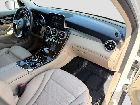 Used 2019 Mercedes-Benz GLC 300 image 13