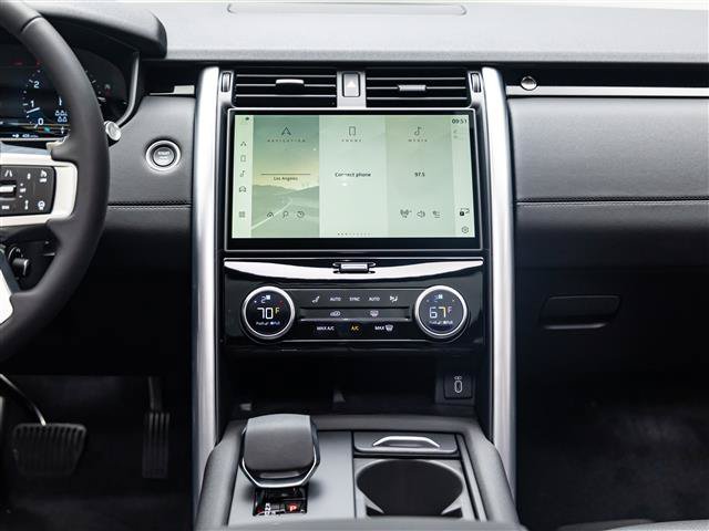 New 2026 Land Rover Discovery S AWD/4WD image 29