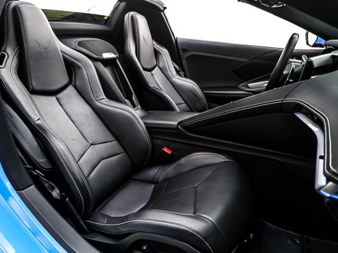 Used 2023 Chevrolet Corvette Stingray Convertible w/ Z51 Performance Package image 8