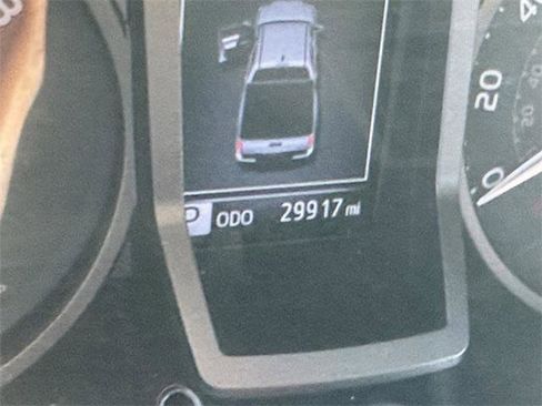 Certified 2023 Toyota Tacoma TRD Off-Road image 9