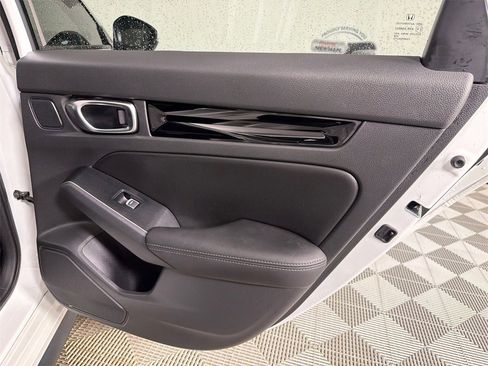 Used 2024 Honda Civic Sport Touring image 18