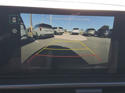 New 2026 Kia Sportage EX image 17