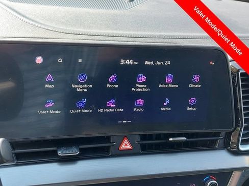 Used 2023 Kia Sportage EX FWD image 17