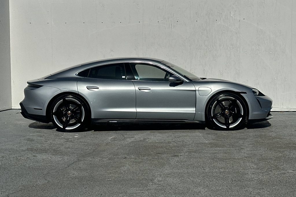 Used 2020 Porsche Taycan Turbo AWD/4WD image 2