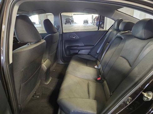 Used 2016 Honda Accord LX image 28