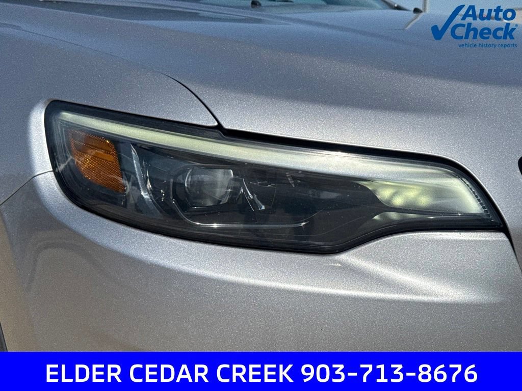 Used 2021 Jeep Cherokee Latitude Plus FWD image 11