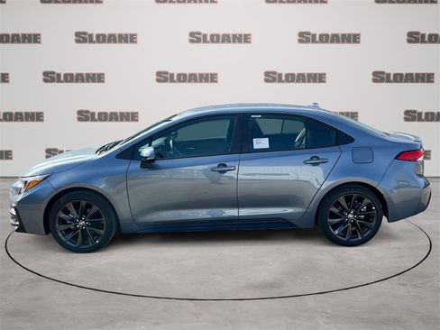 New 2026 Toyota Corolla SE image 2