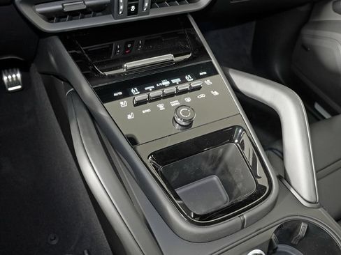 New 2026 Porsche Cayenne S AWD/4WD image 32