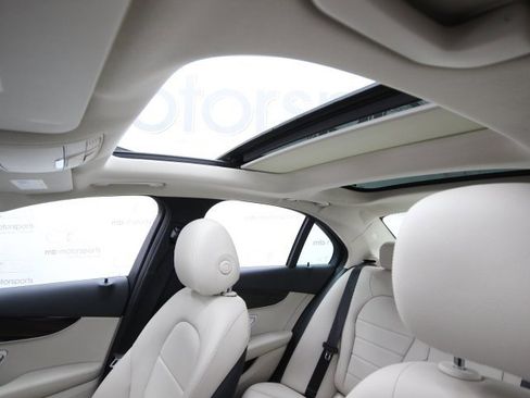 Used 2018 Mercedes-Benz C 300 4MATIC Sedan image 20