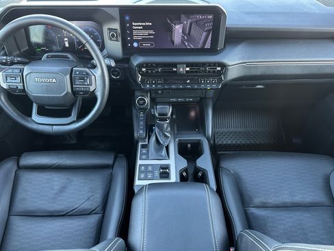 Used 2025 Toyota Land Cruiser image 12