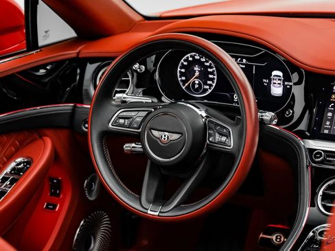 Used 2022 Bentley Continental GT image 60
