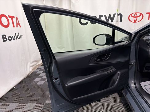 Used 2026 Toyota Prius Plug-In Hybrid FWD image 19