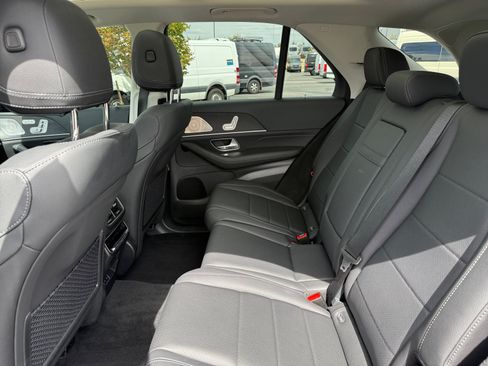 Used 2026 Mercedes-Benz GLE 450 4MATIC image 17