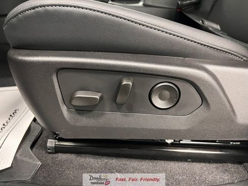 New 2026 Chevrolet Colorado LT w/ LT Convenience Package RWD image 29