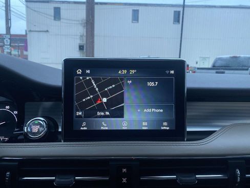 Used 2021 Lincoln Corsair AWD w/ Premium Package image 5