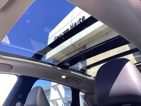 Certified 2023 INFINITI QX50 Sensory AWD/4WD image 18