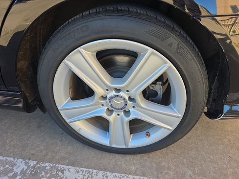 Used 2010 Mercedes-Benz C 300 4dr Sdn C 300 Sport RWD image 29