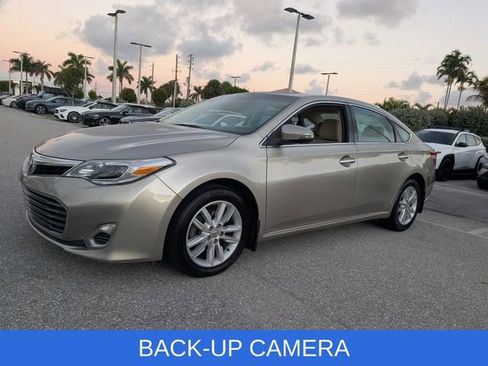 Used 2014 Toyota Avalon XLE Premium FWD image 3