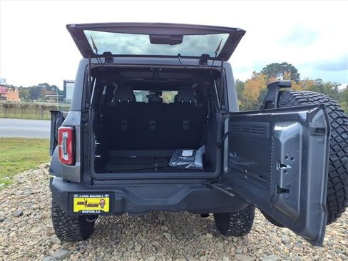 Used 2024 Ford Bronco Wildtrak image 17
