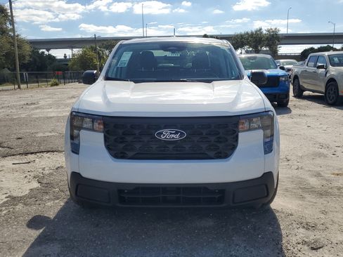 New 2025 Ford Maverick XL image 3