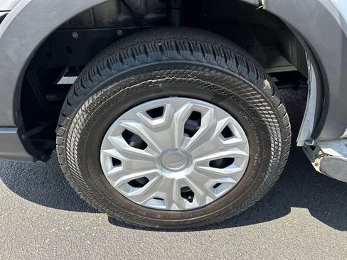 Used 2025 Ford Transit 250 Low Roof w/ Exterior Upgrade Package RWD image 8