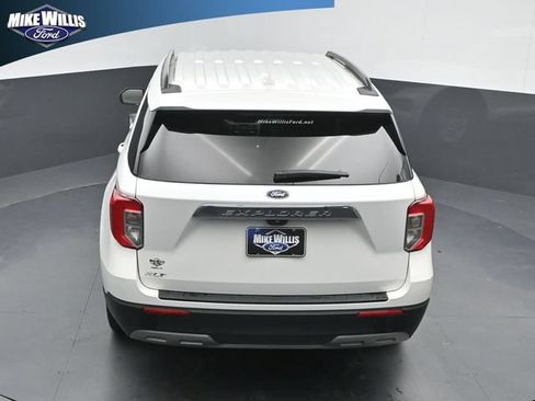 Used 2024 Ford Explorer XLT w/ Equipment Group 202A RWD image 14