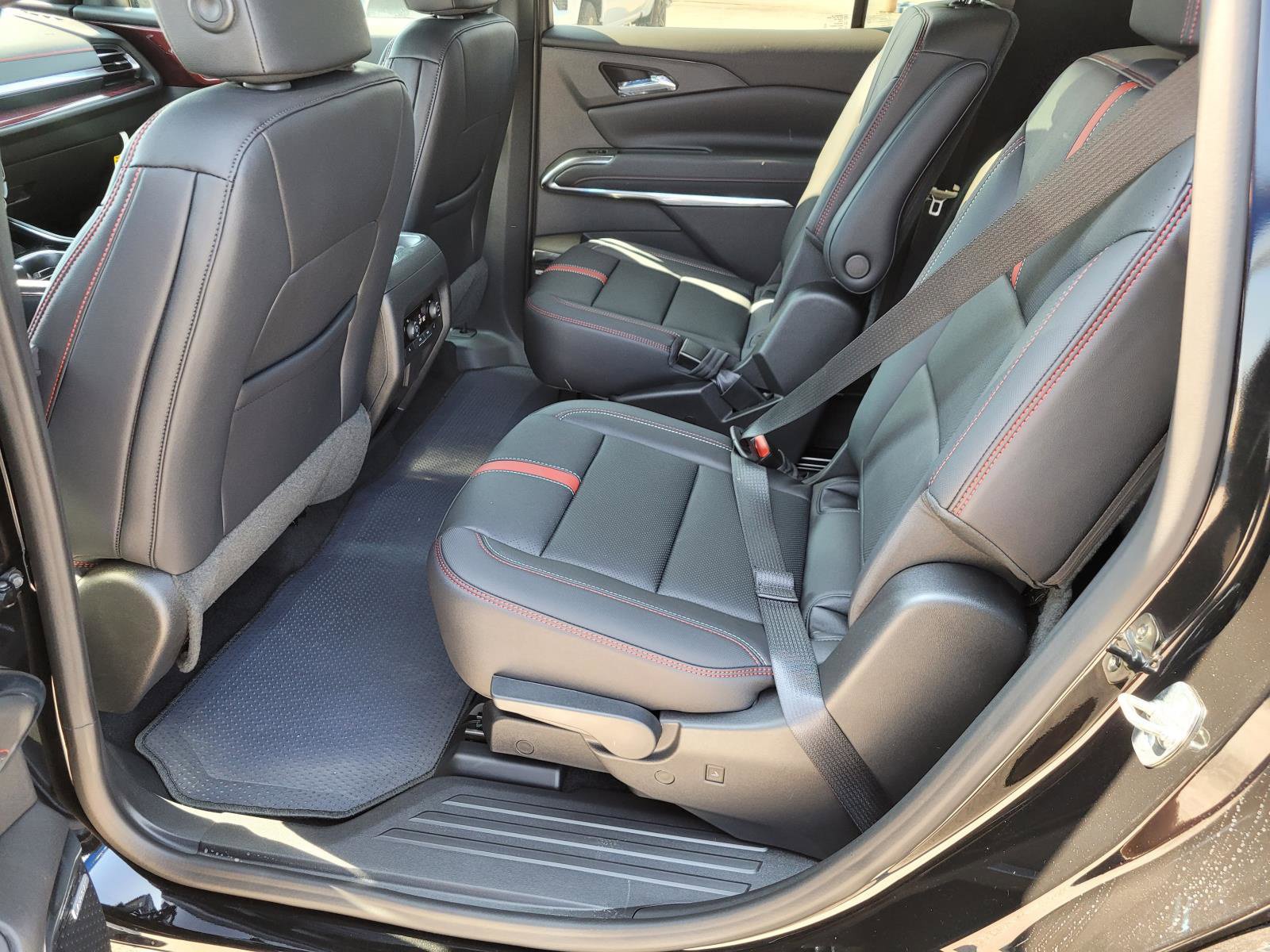 New 2026 Chevrolet Traverse RS AWD/4WD image 7