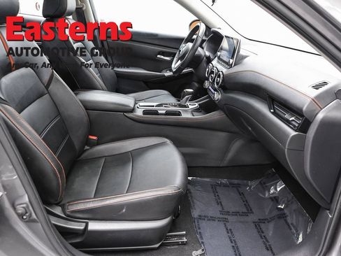 Used 2023 Nissan Sentra SR w/ SR Premium Package FWD image 25