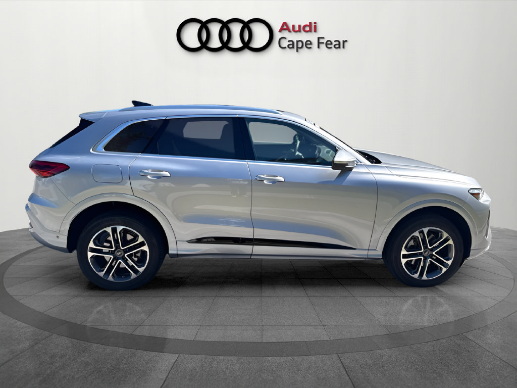 Used 2026 Audi Q5 Premium Plus w/ Premium Plus AWD/4WD image 9