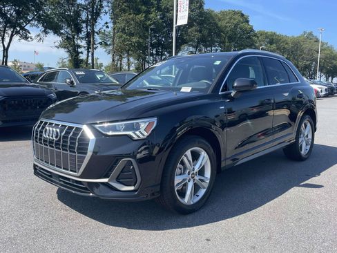 Certified 2023 Audi Q3 2.0T Premium Plus AWD/4WD image 3