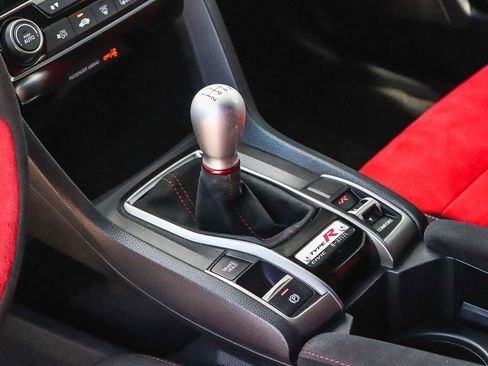 Used 2020 Honda Civic Type R image 19