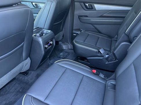 Used 2025 Buick Enclave Preferred FWD image 14